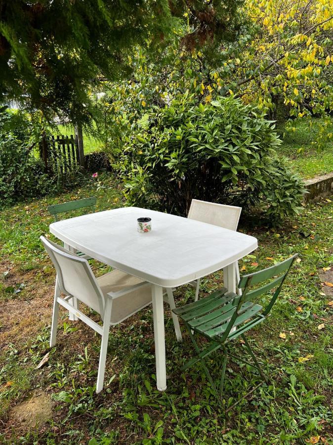 Les Cantinieres - Bourgoin Jallieu - Jardin Prive Ruy-Montceau Dış mekan fotoğraf
