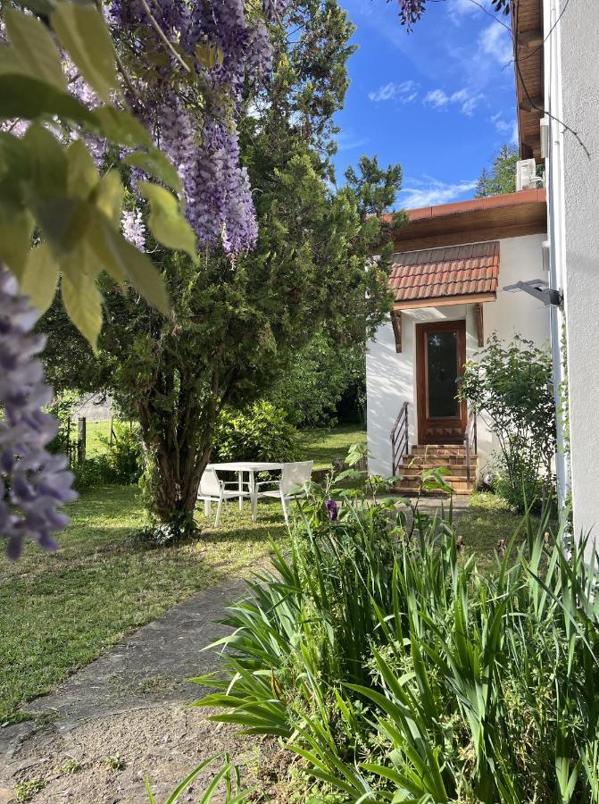 Les Cantinieres - Bourgoin Jallieu - Jardin Prive Ruy-Montceau Dış mekan fotoğraf